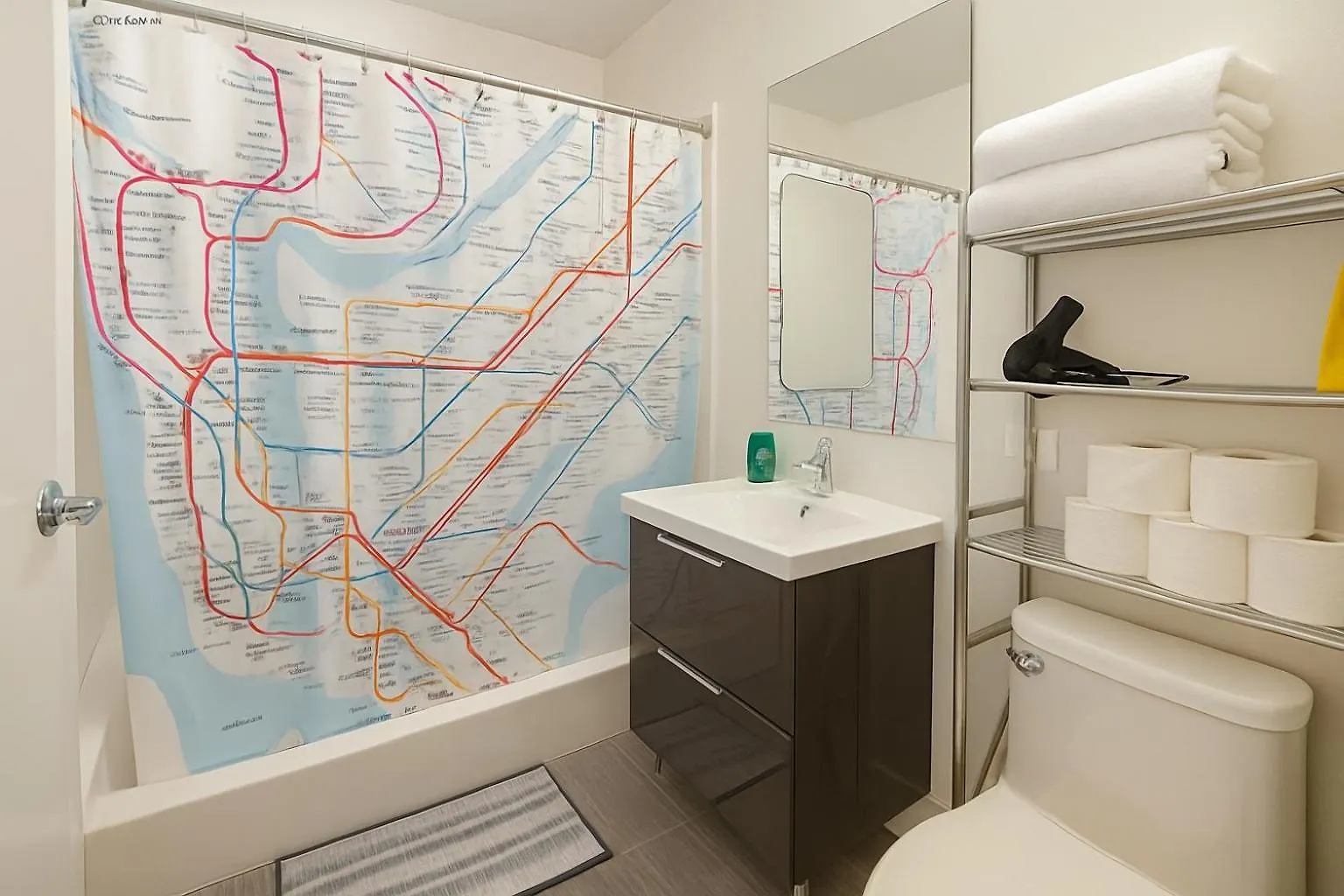 Modern Studio With Private Bathroom And Kitchen New York United States