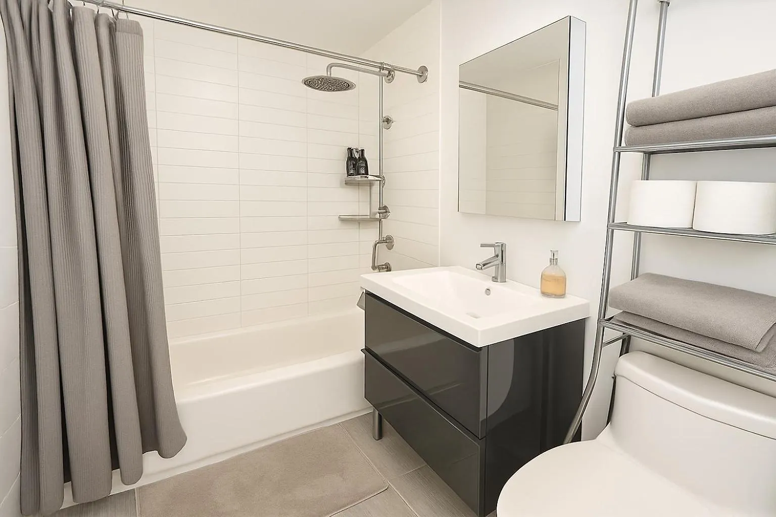 Modern Studio With Private Bathroom And Kitchen New York 0*,  United States